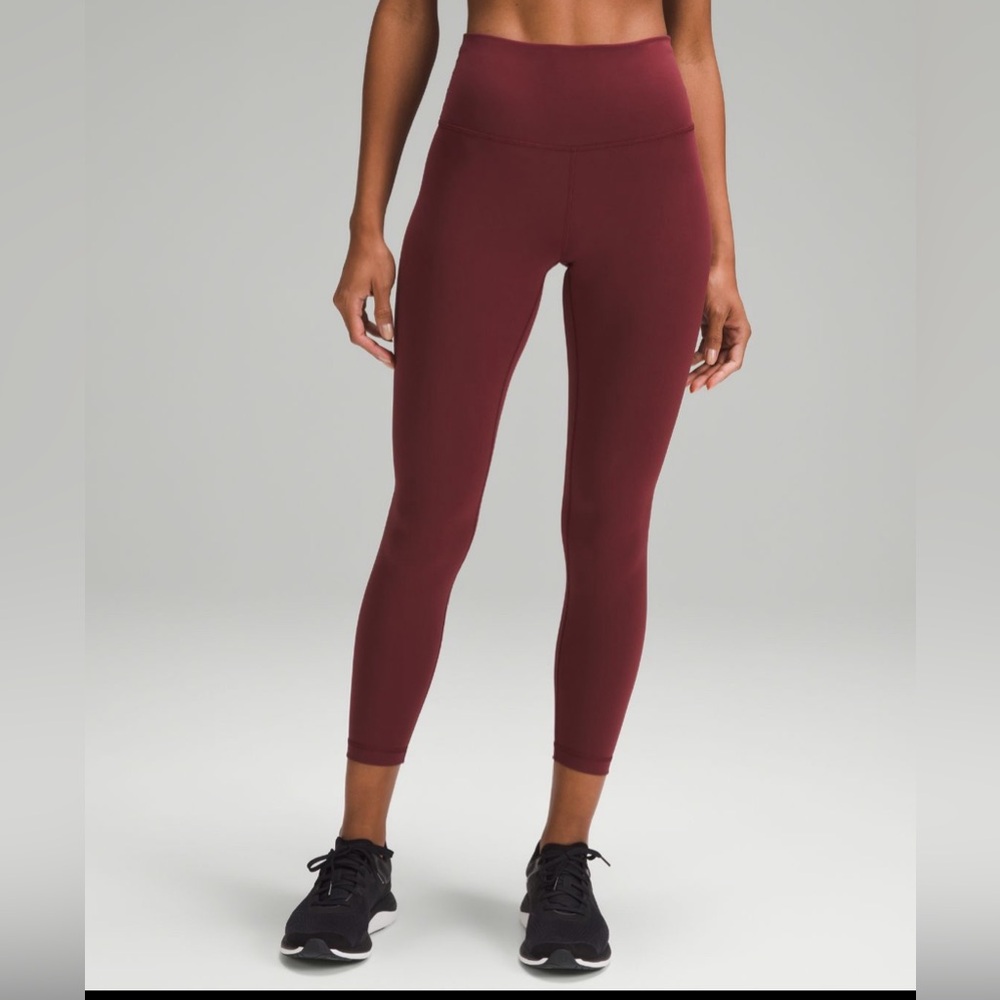 LULULEMON BURGUNDY WUNDER UNDER LEGGINGS SIZE 8